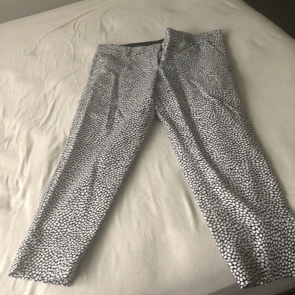 Straight leg capris